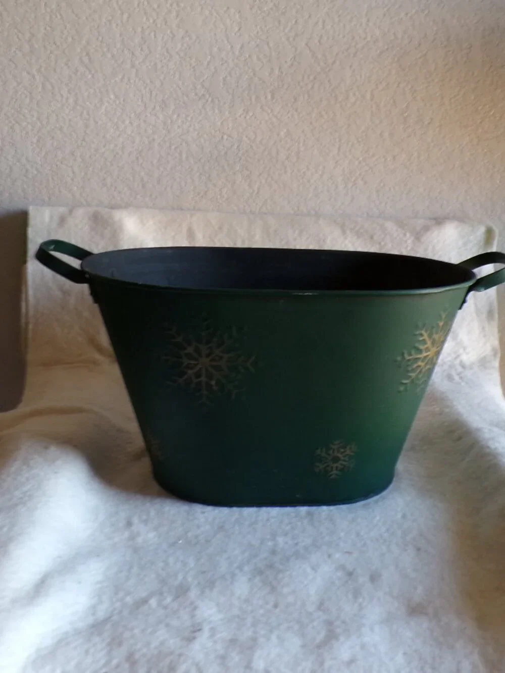 Green With Gold Snowflake Design Galvanized Steel Oval Bucket with Handles